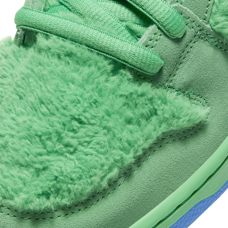 Grateful Dead X Nike SB Dunk Low Green Bear CJ5378-300